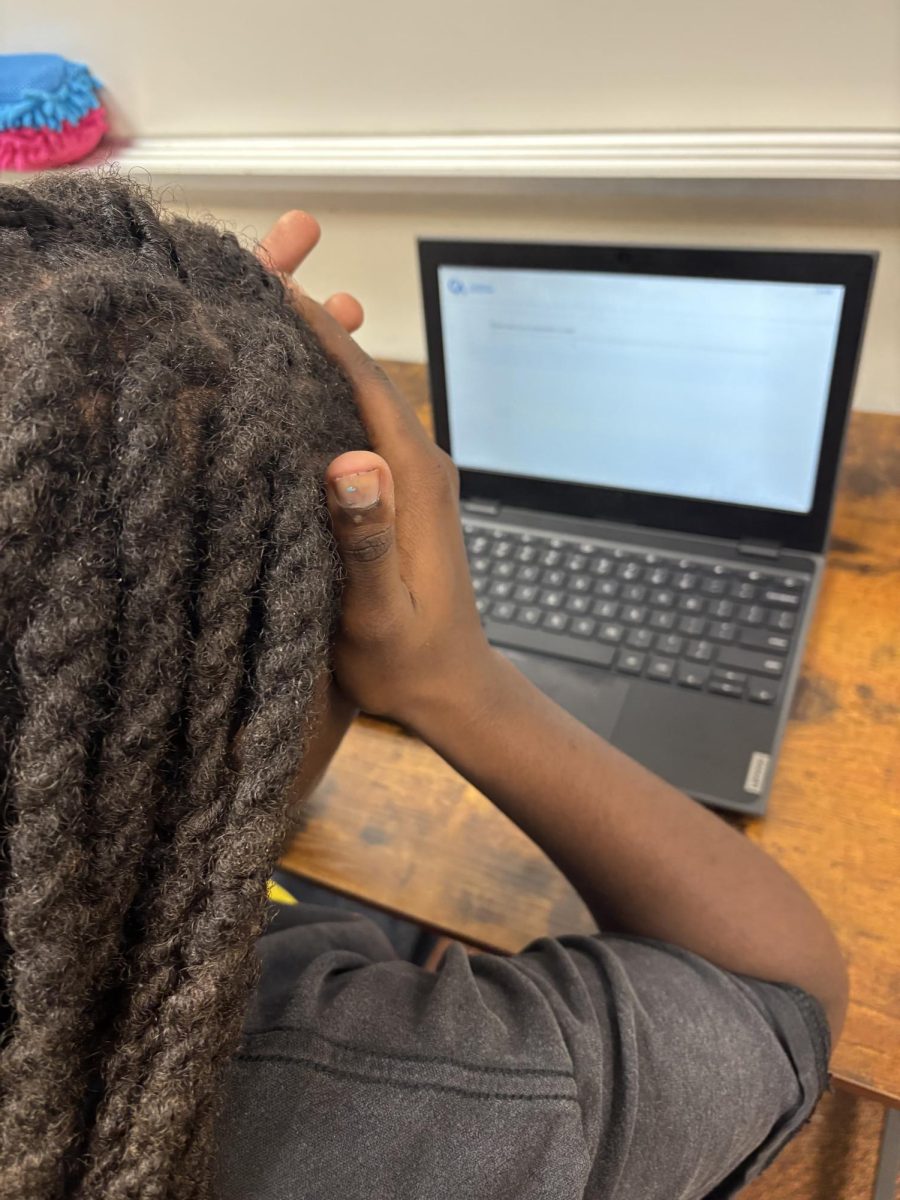 Freshman Amariah Kelland-Green prepares to review for a test.